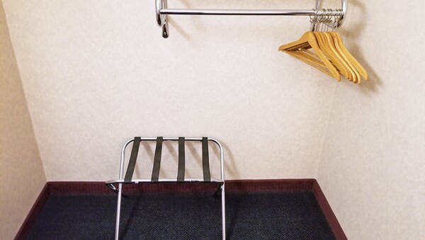 1 King Bed Accessible Non-Smoking Photo 3